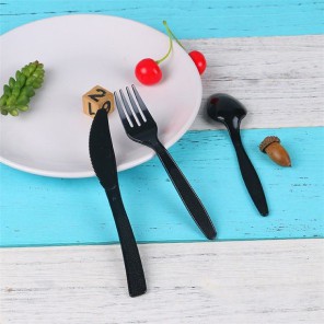 Једнократни сет посуђа